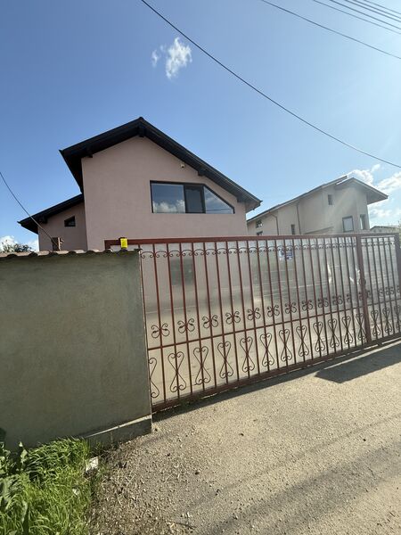 Clinceni, casa superba, curte generoasa, finalizata