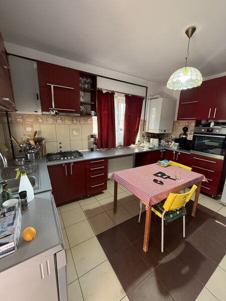 Clinceni, casa superba, curte generoasa, finalizata